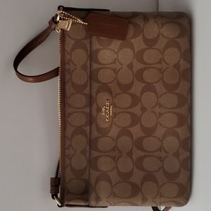 Coach Signature Crossbag